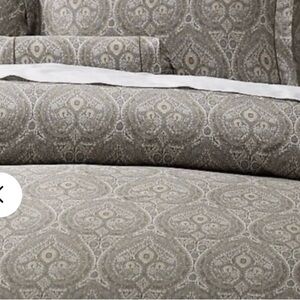 Restoration Hardware King duvet and 4 shams.